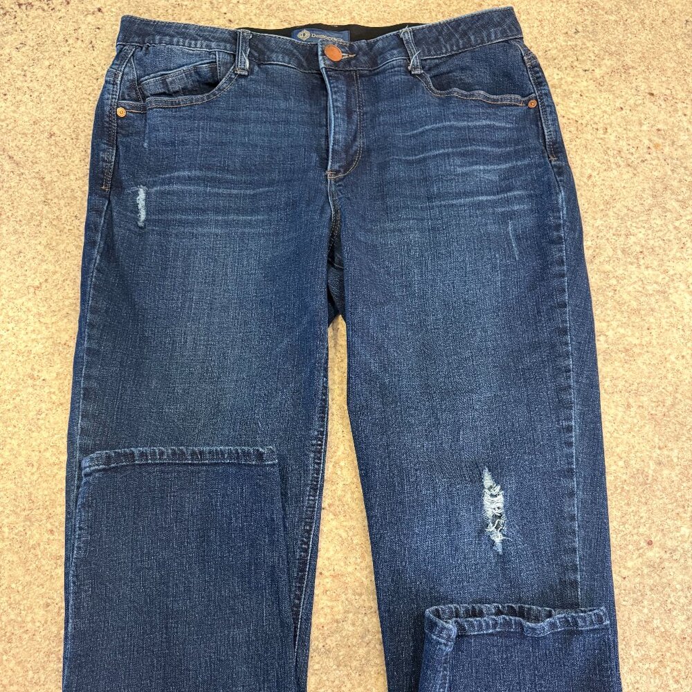 Democracy Absolution High Rise Straight Jeans – Dark Wash – Size 12 – Subtle Dis